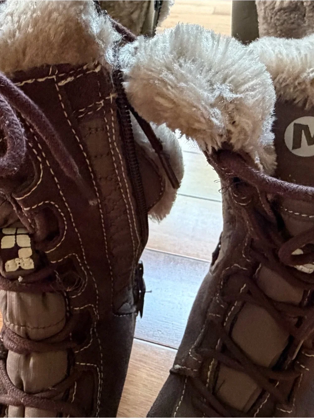 Merrell Women's Brown Faux Fur Winter Lace-Up Boots